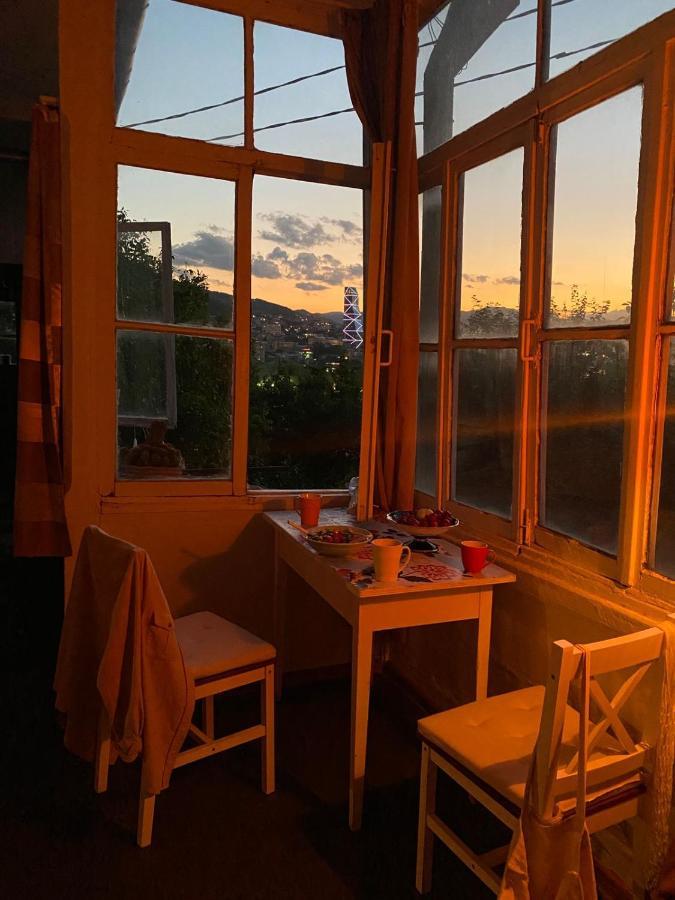 Appartamento Дом Тины Tbilisi Esterno foto